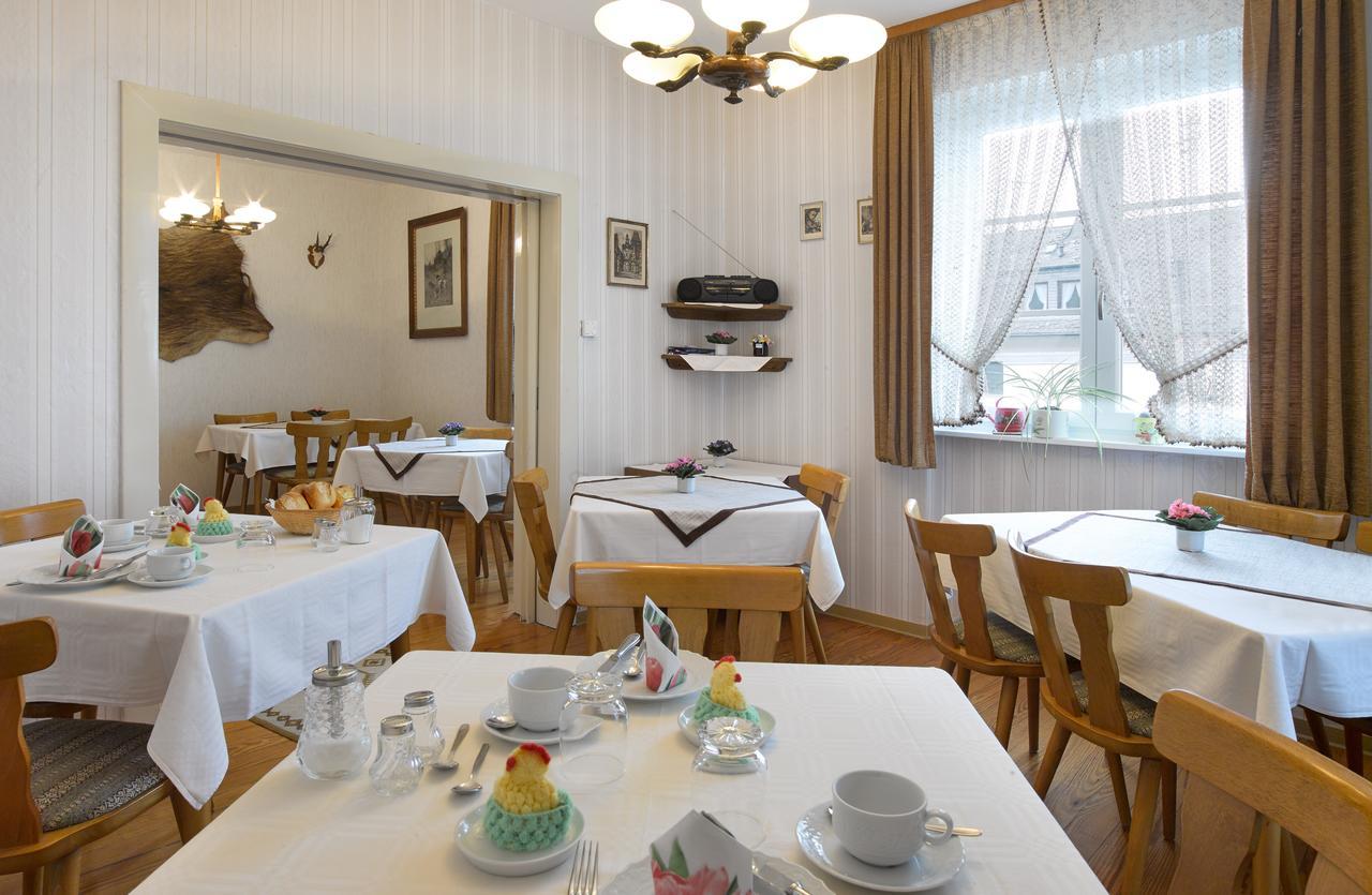 Pension "Haus Am Walde" Brodenbach, Mosel Exteriér fotografie